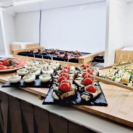Kalinifta Rooms Apartment 토레 라필로 외부 사진