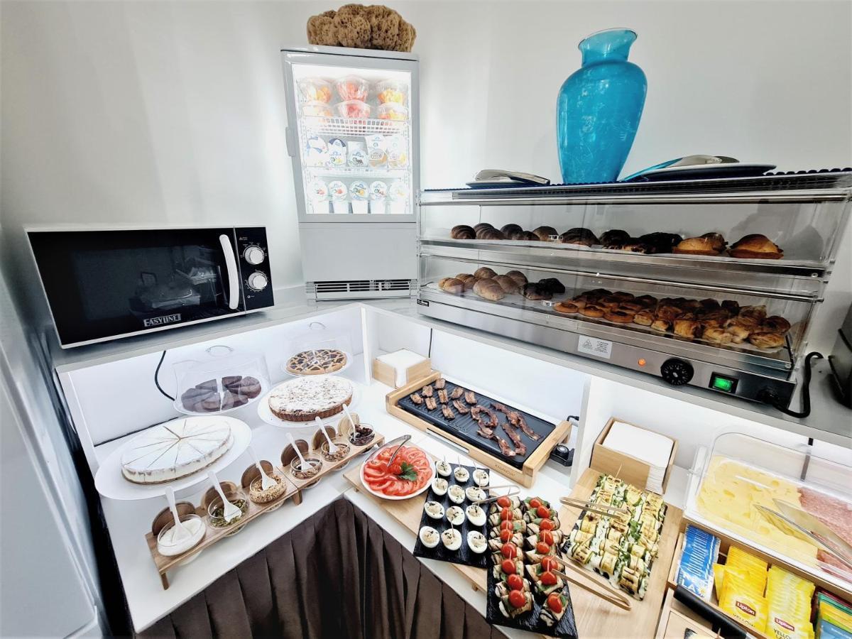 Kalinifta Rooms Apartment 토레 라필로 외부 사진