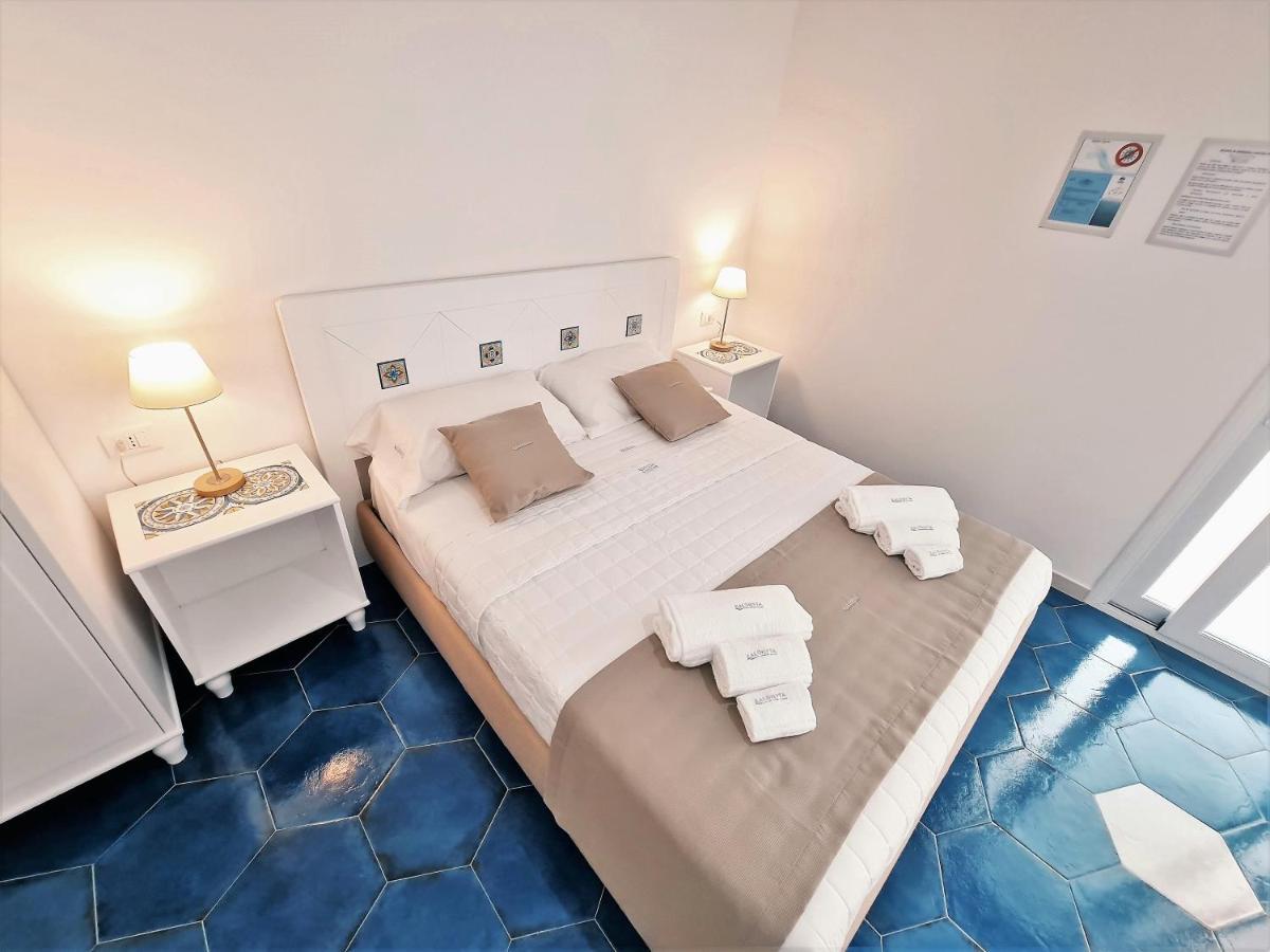 Kalinifta Rooms Apartment 토레 라필로 외부 사진