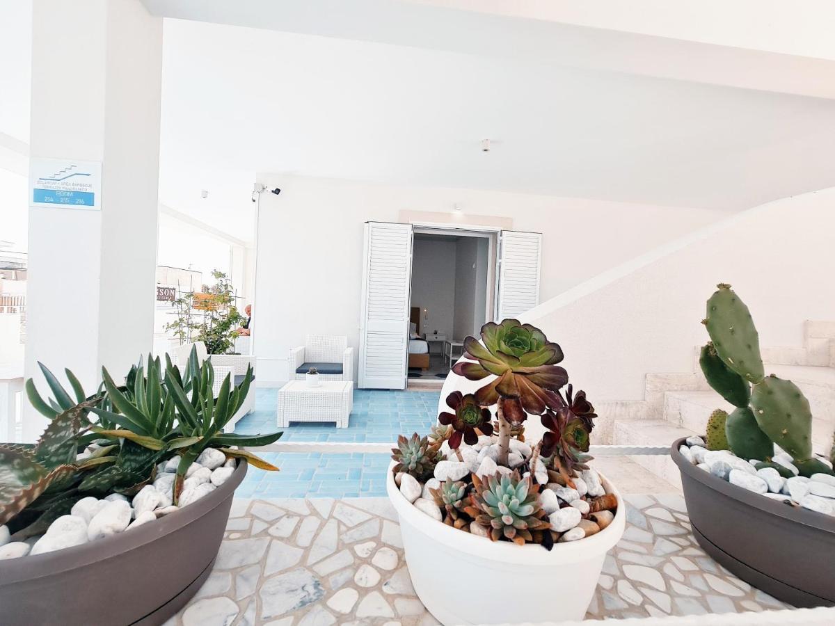 Kalinifta Rooms Apartment 토레 라필로 외부 사진