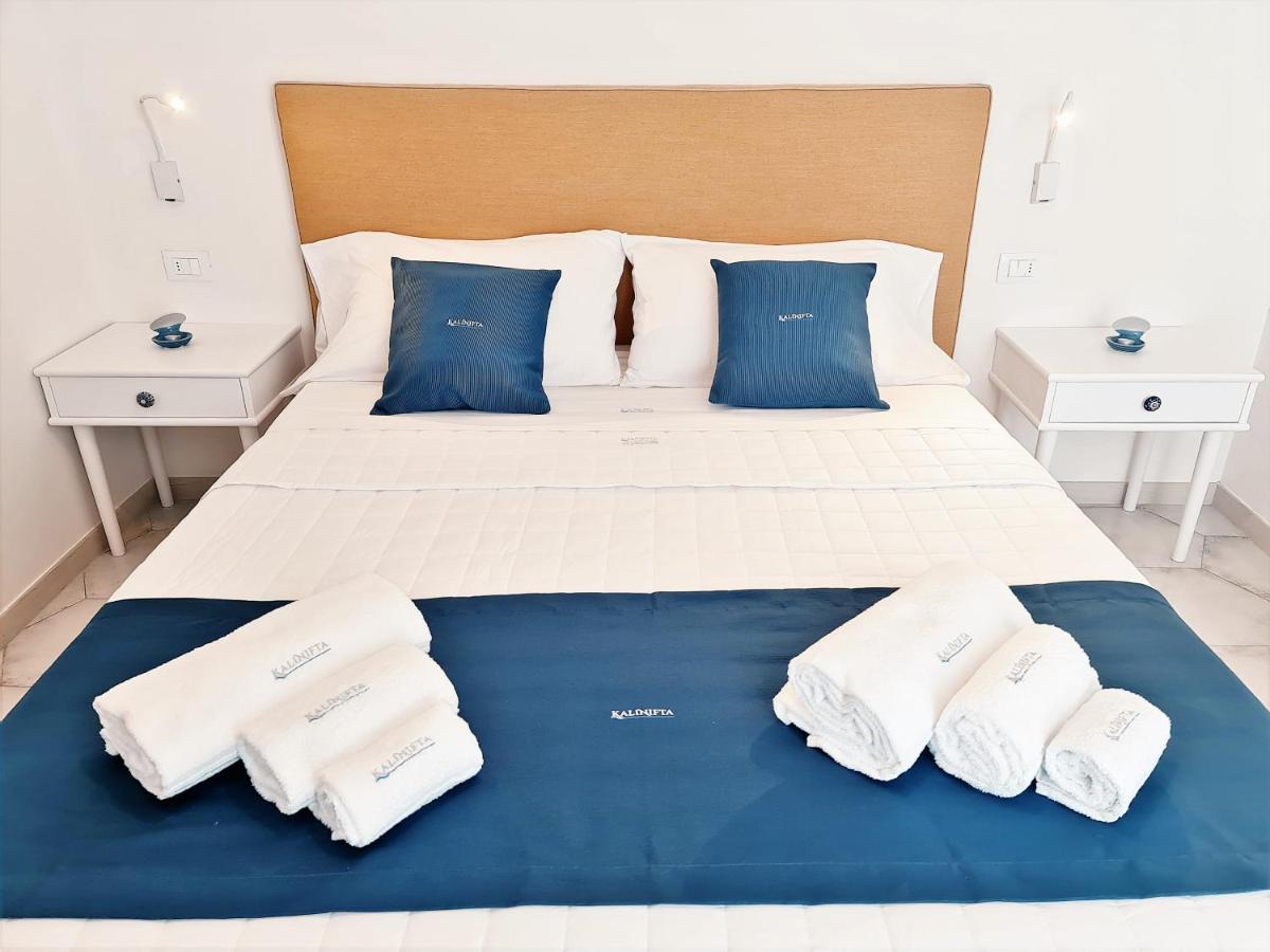 Kalinifta Rooms Apartment 토레 라필로 외부 사진